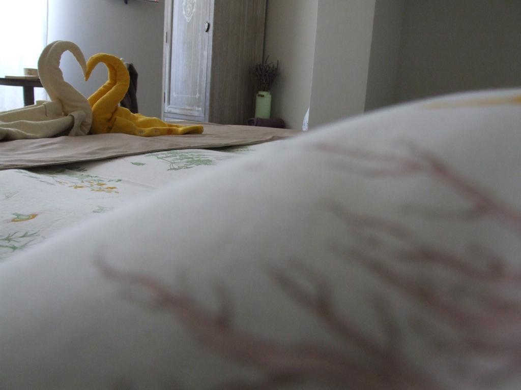 La Casa Di Alessio Bed & Breakfast Lecce Ruang foto