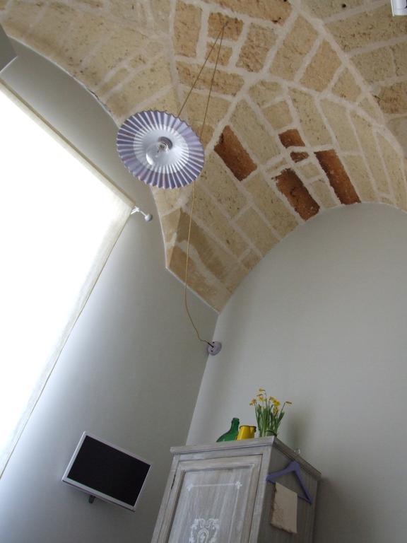 La Casa Di Alessio Bed & Breakfast Lecce Ruang foto