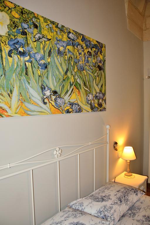 La Casa Di Alessio Bed & Breakfast Lecce Bagian luar foto
